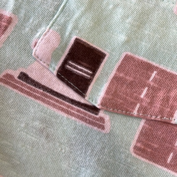 Monica + Andy mint marshmallow s’mores sleeveless top tank top unisex - Picture 3 of 6